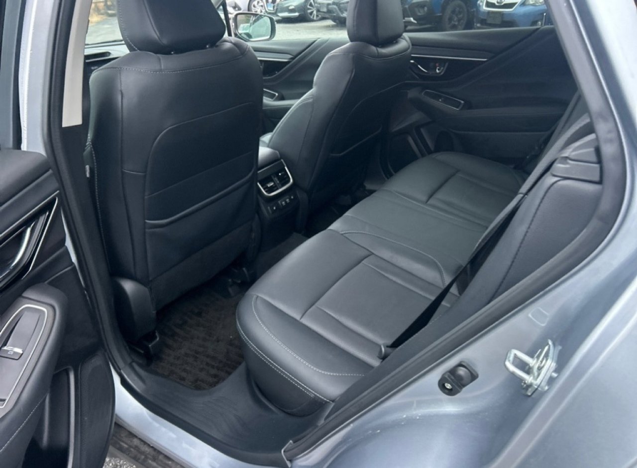 Used 2022 Subaru Outback Limited XT image 13