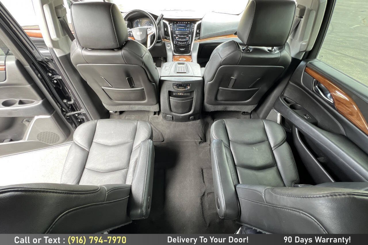 Used 2016 Cadillac Escalade ESV Premium AWD/4WD image 31