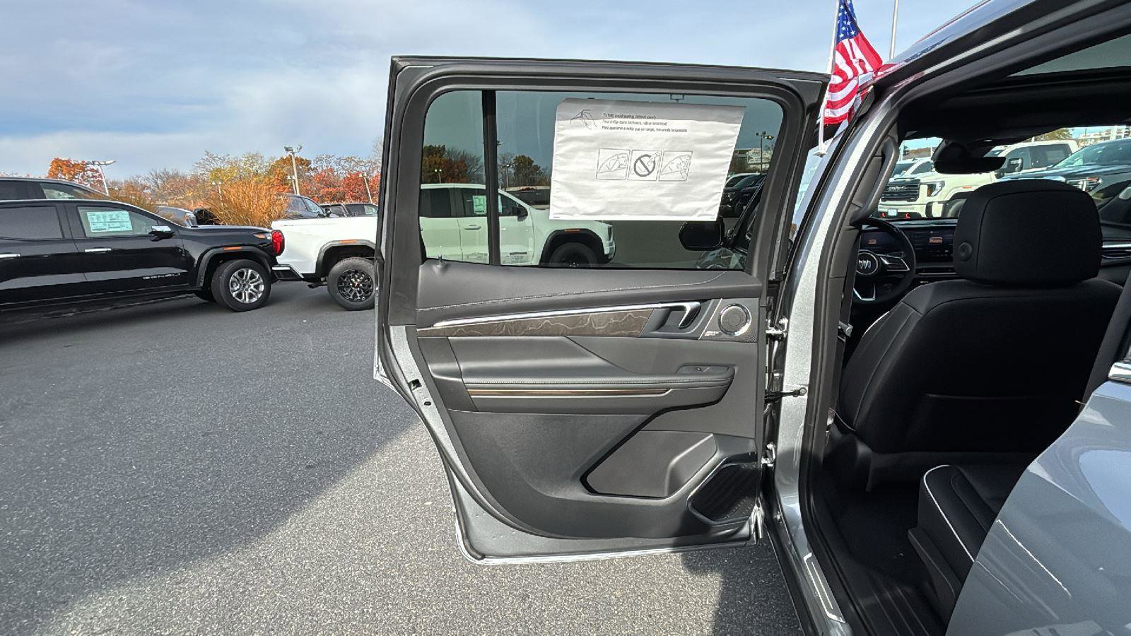 New 2026 Buick Enclave Avenir w/ Super Cruise Package image 29