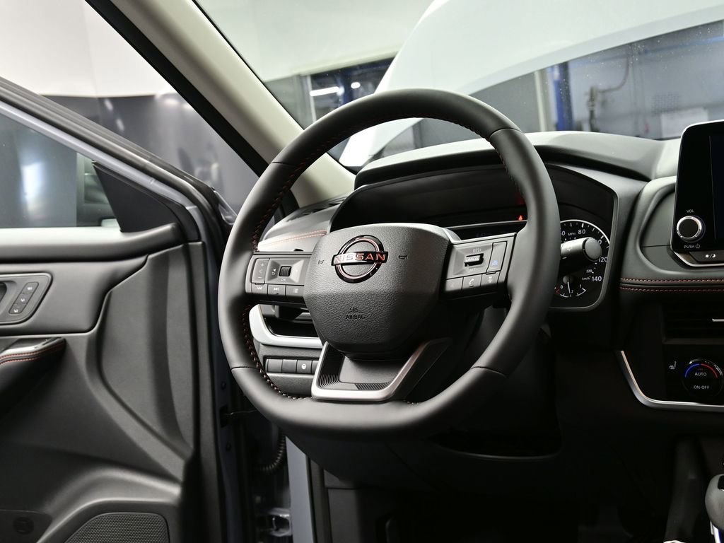 New 2026 Nissan Rogue SV image 4