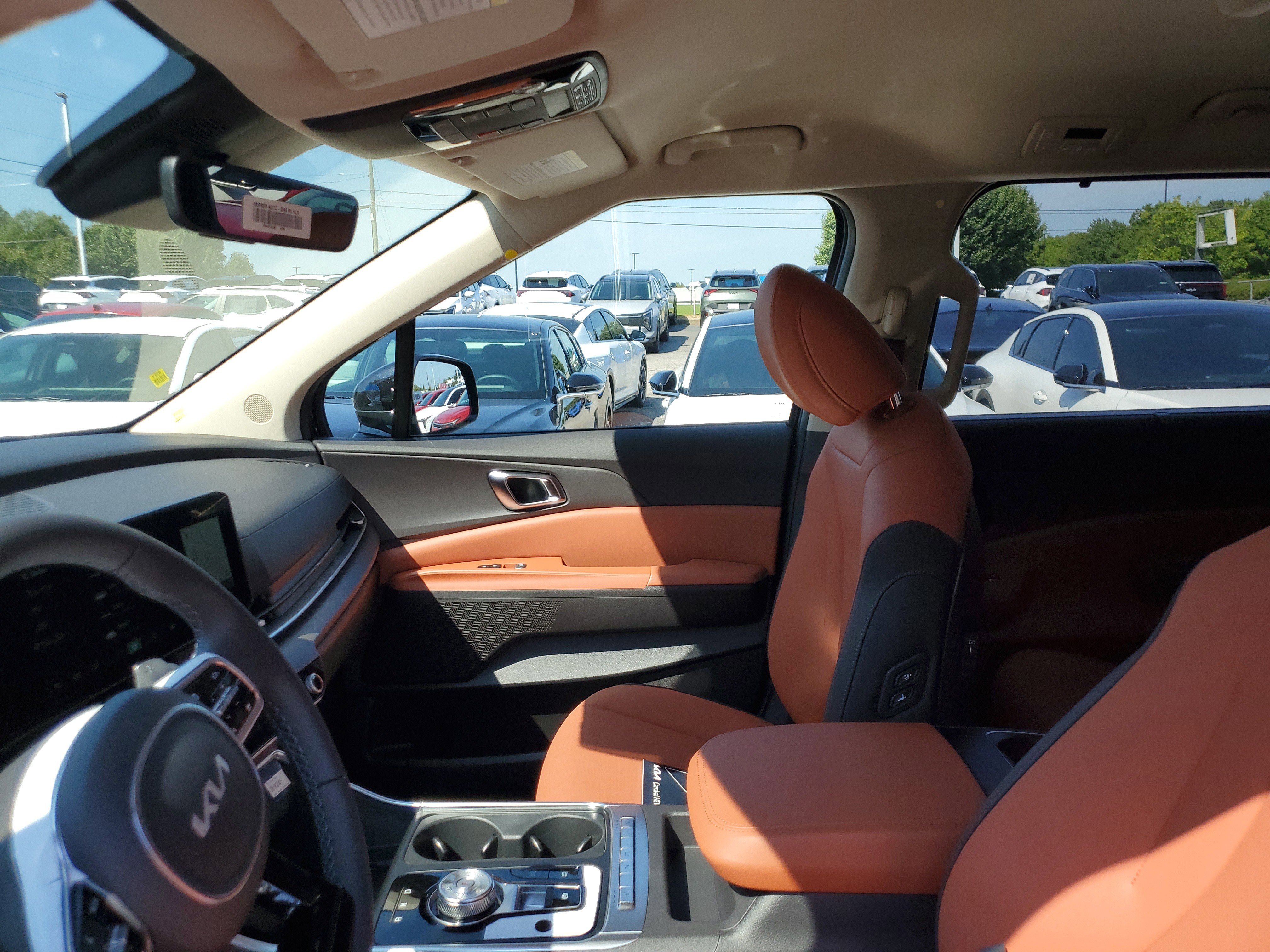 New 2026 Kia Carnival EX image 17