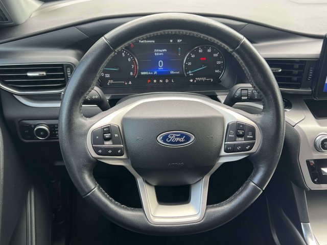 Used 2023 Ford Explorer XLT w/ Equipment Group 202A AWD/4WD image 18