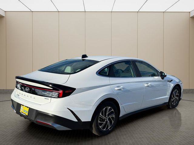 New 2026 Hyundai Sonata Blue FWD image 3