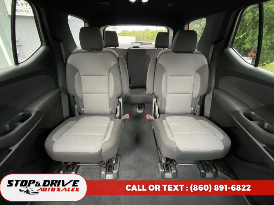 Used 2022 Chevrolet Traverse LT w/ LPO, Floor Liner Package image 19
