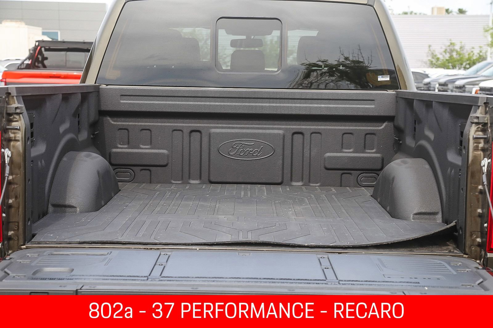 Used 2025 Ford F150 Raptor AWD/4WD image 25