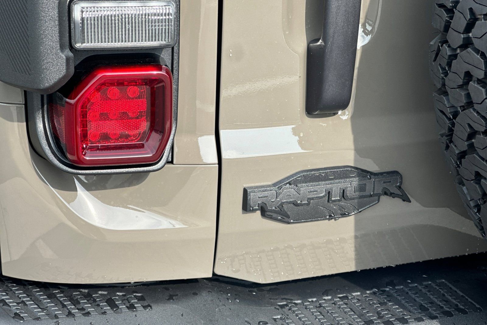 New 2026 Ford Bronco Raptor image 26