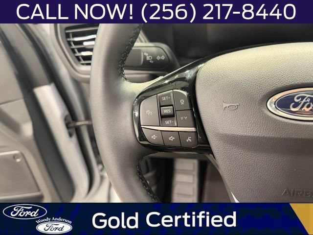 Used 2025 Ford Escape SE FWD image 11