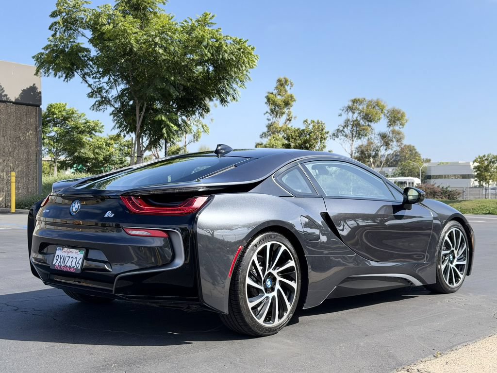 Used 2016 BMW i8 AWD/4WD image 6