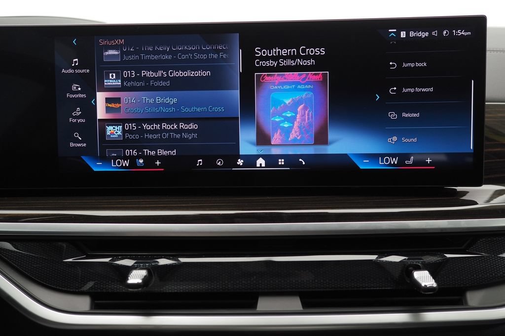 Used 2026 BMW X7 xDrive40i w/ Premium Package AWD/4WD image 15