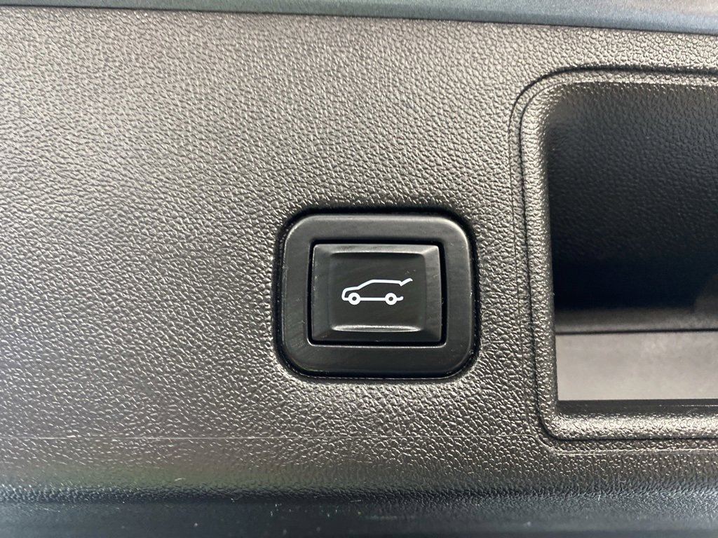 Used 2020 GMC Terrain Denali w/ Denali Premium Package image 31