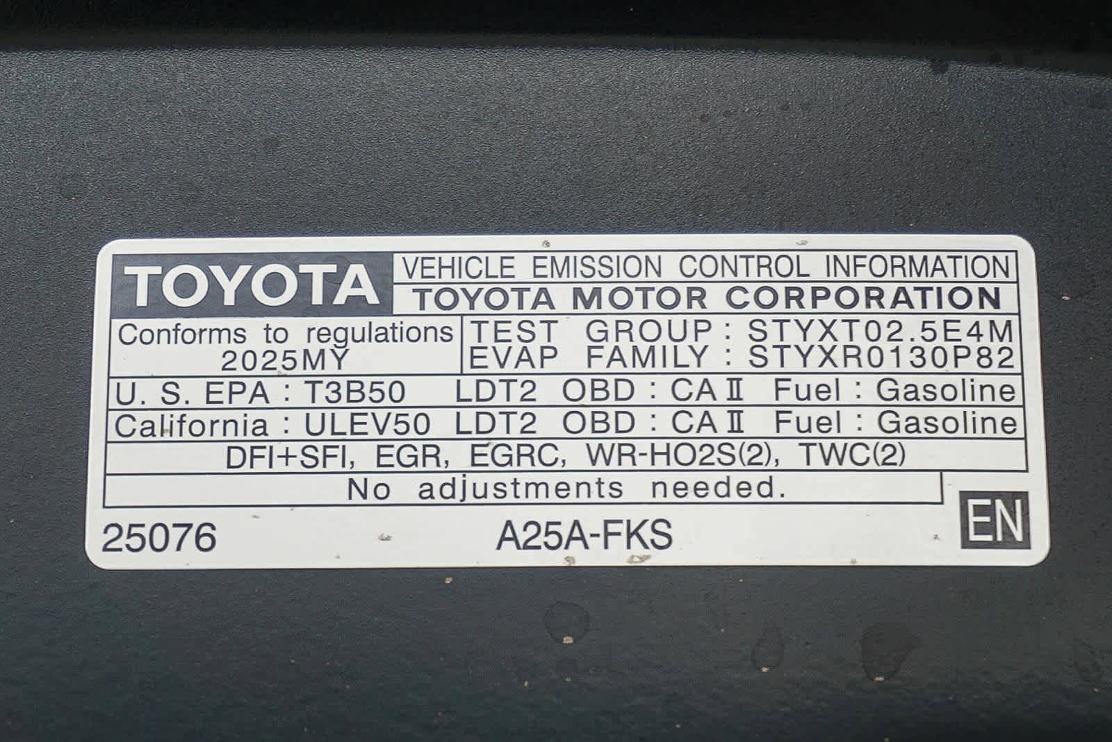 Used 2025 Toyota RAV4 XLE Premium w/ Weather Package AWD/4WD image 33