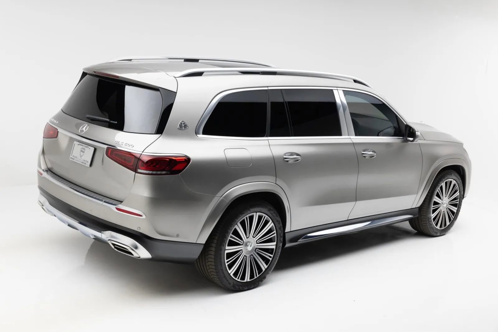 Used 2022 Mercedes-Benz Maybach GLS 600 4MATIC image 3