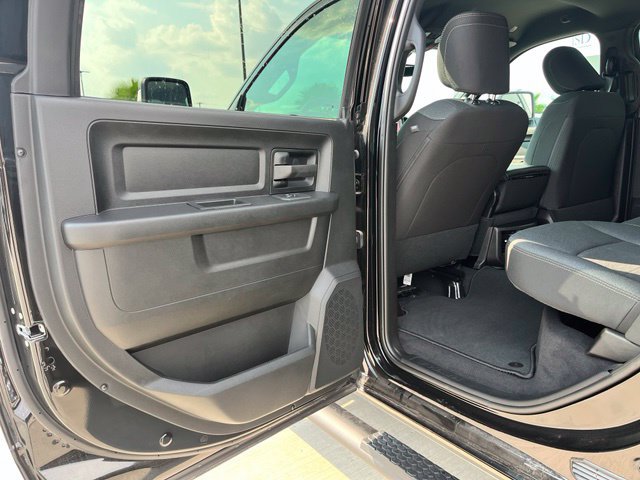 New 2027 RAM 3500 Tradesman AWD/4WD image 17
