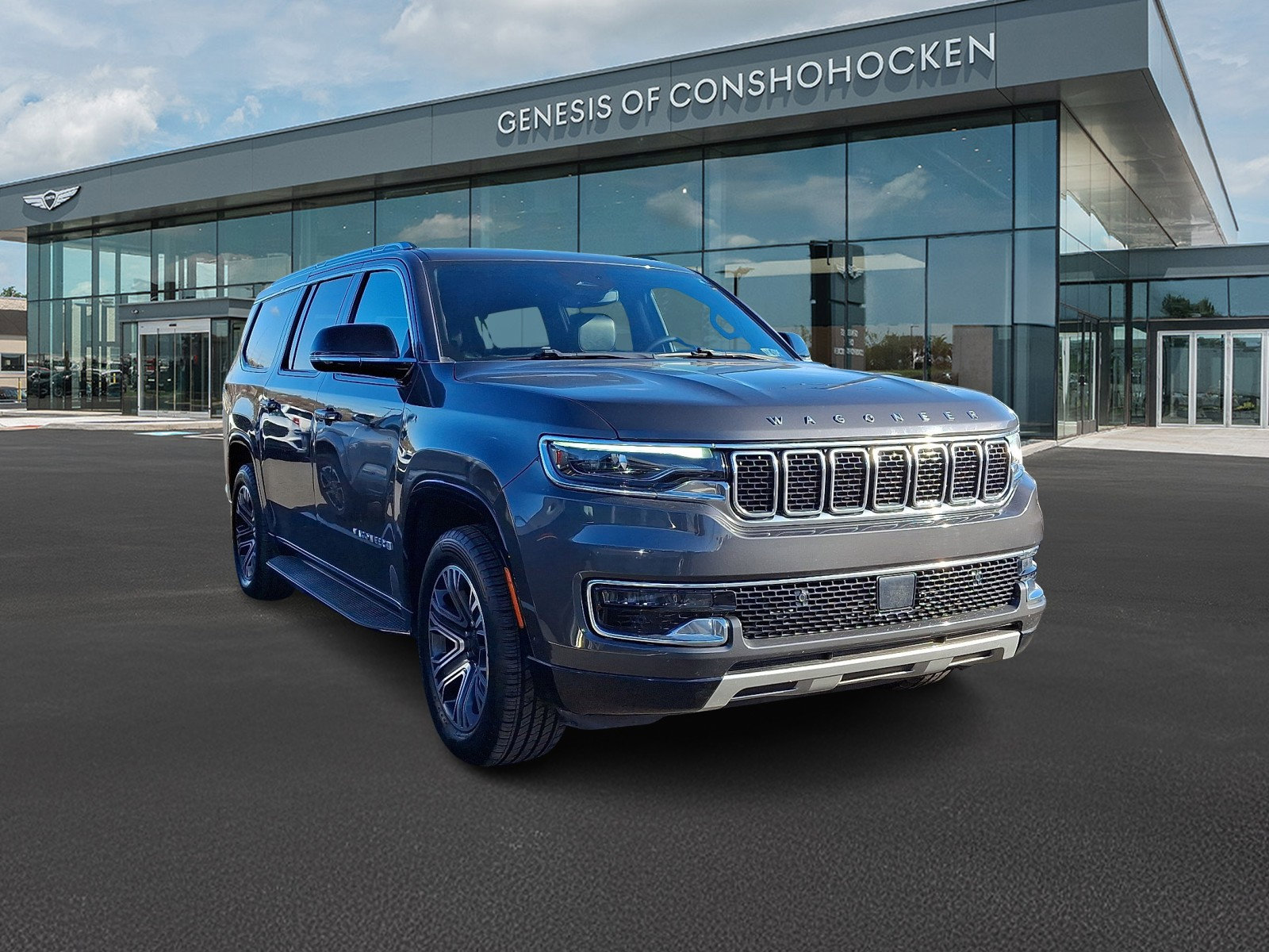 Used 2023 Jeep Wagoneer L Series II image 2