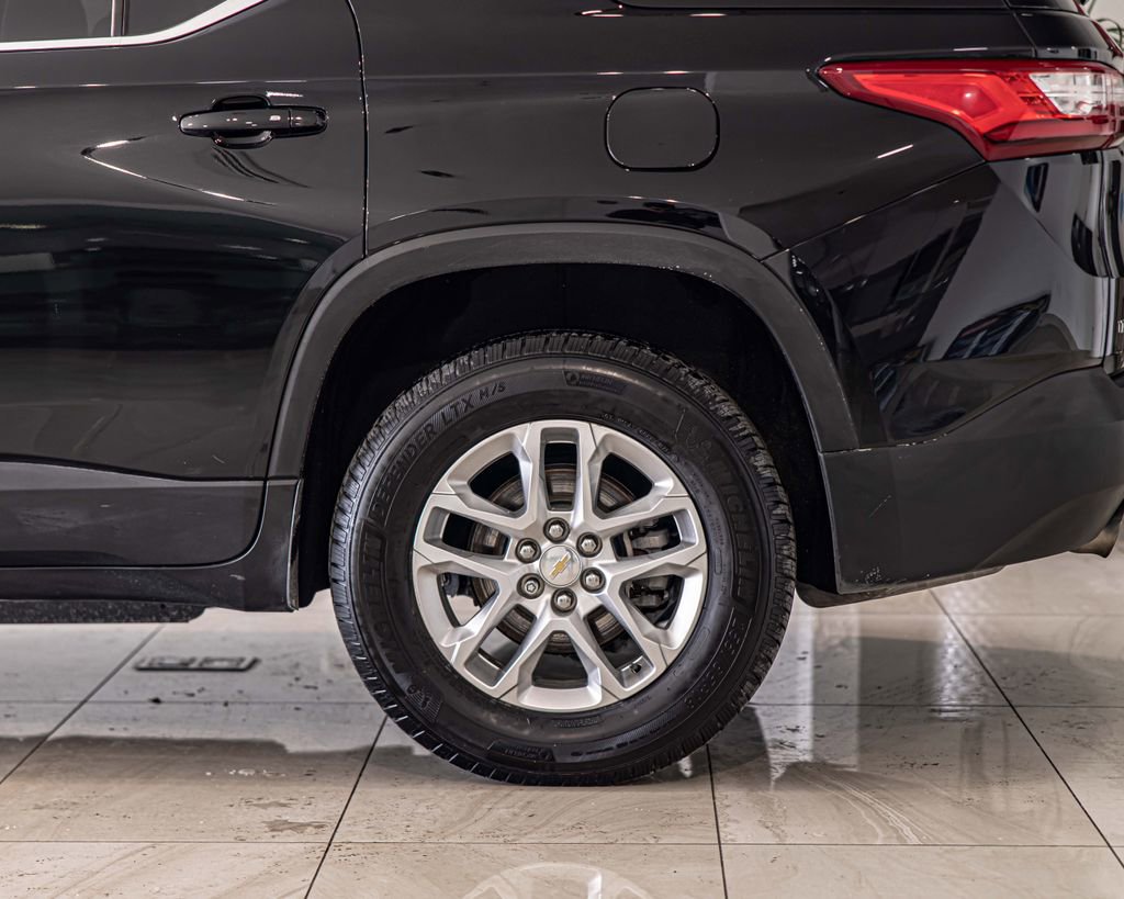 Used 2019 Chevrolet Traverse LT w/ LPO, Floor Liner Package image 7