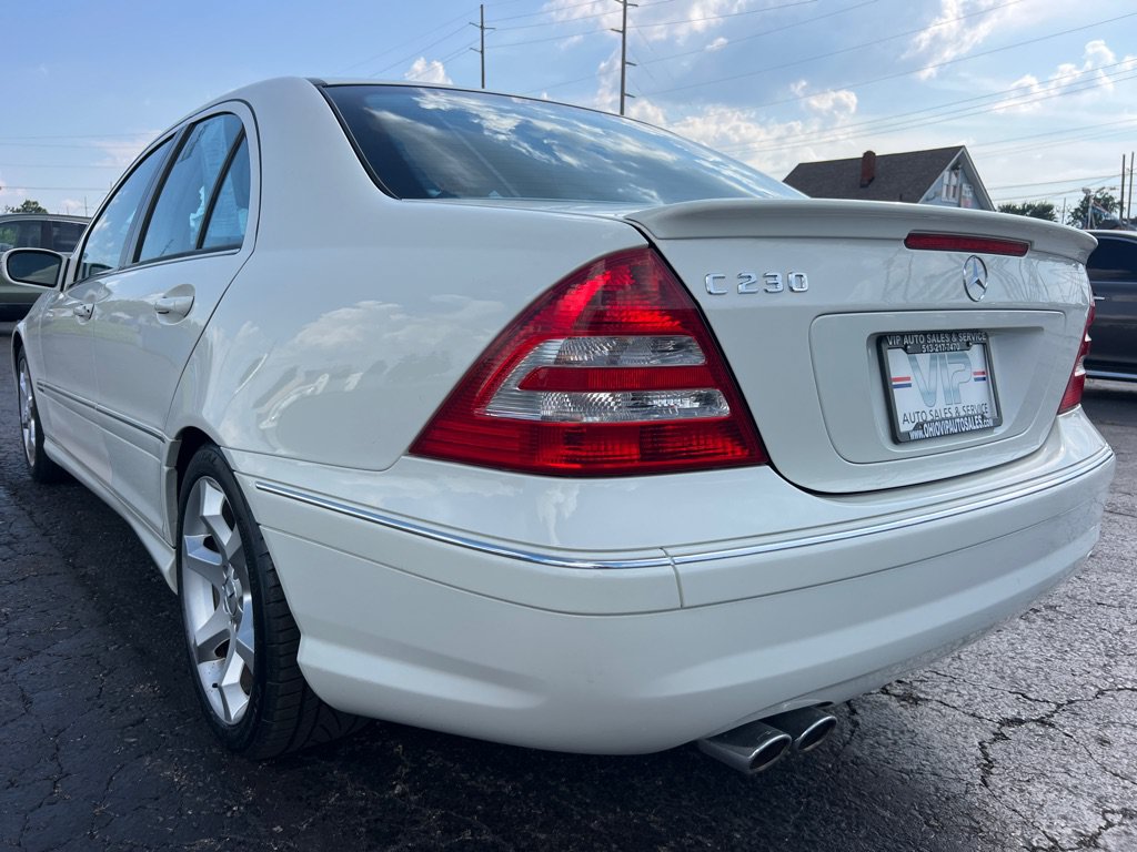 Used 2007 Mercedes-Benz C 230 Sedan image 5