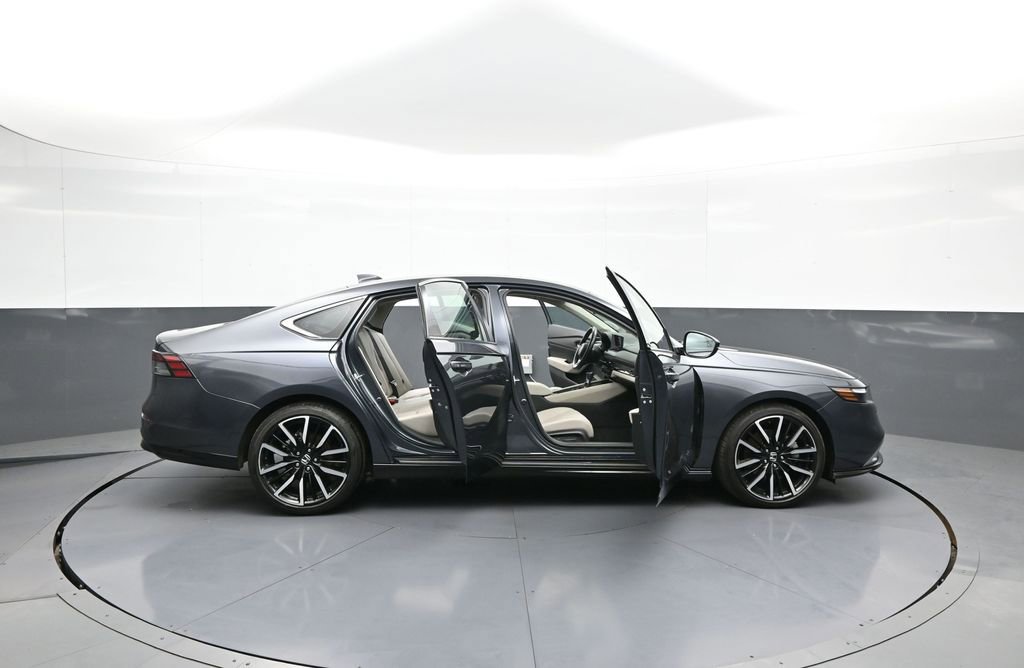 Certified 2024 Honda Accord Touring image 41