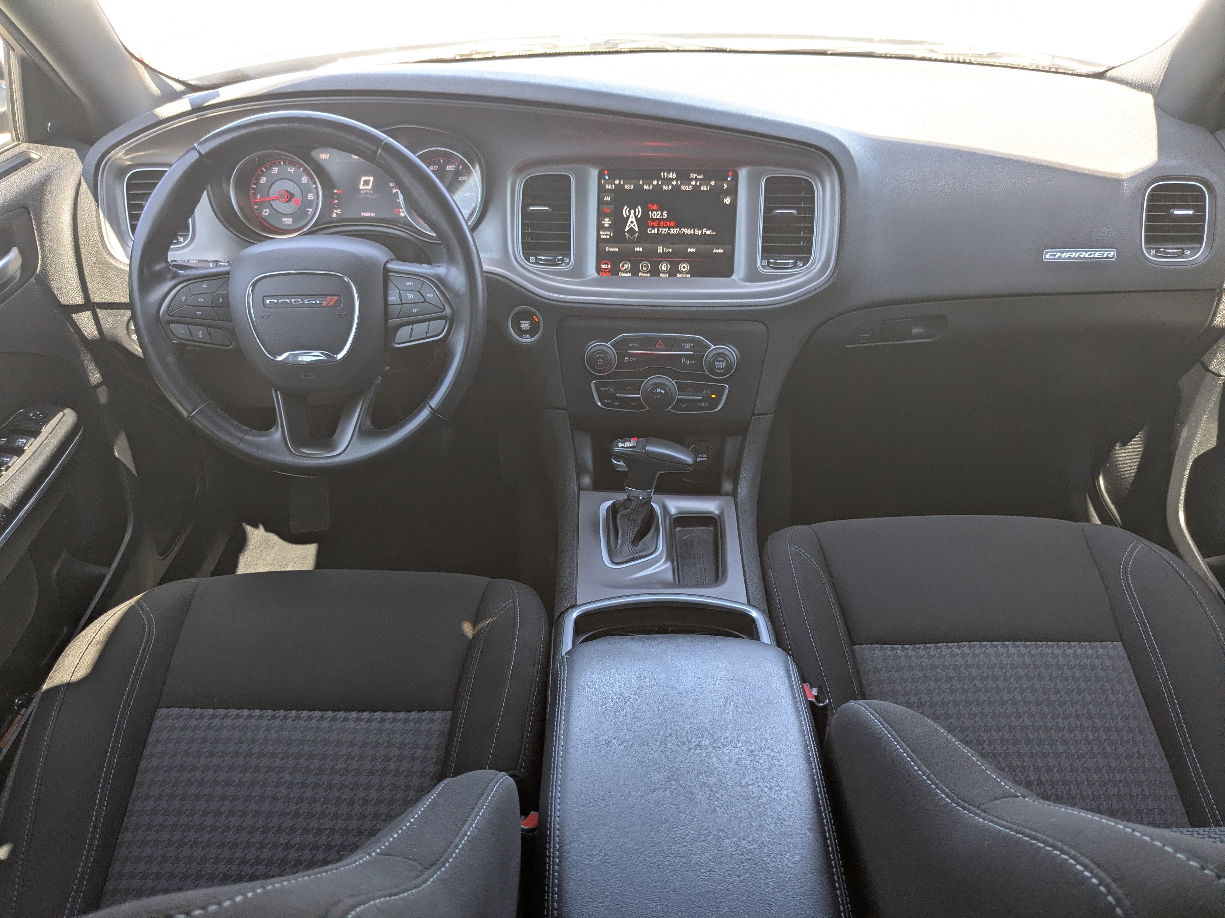 Used 2023 Dodge Charger SXT RWD image 17