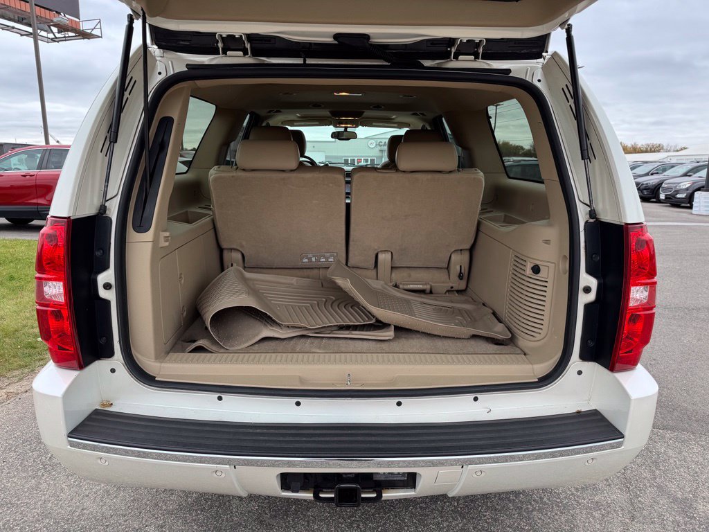 Used 2012 Chevrolet Suburban LTZ AWD/4WD image 41