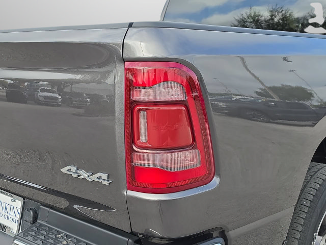 Used 2023 RAM 1500 Laramie AWD/4WD image 14