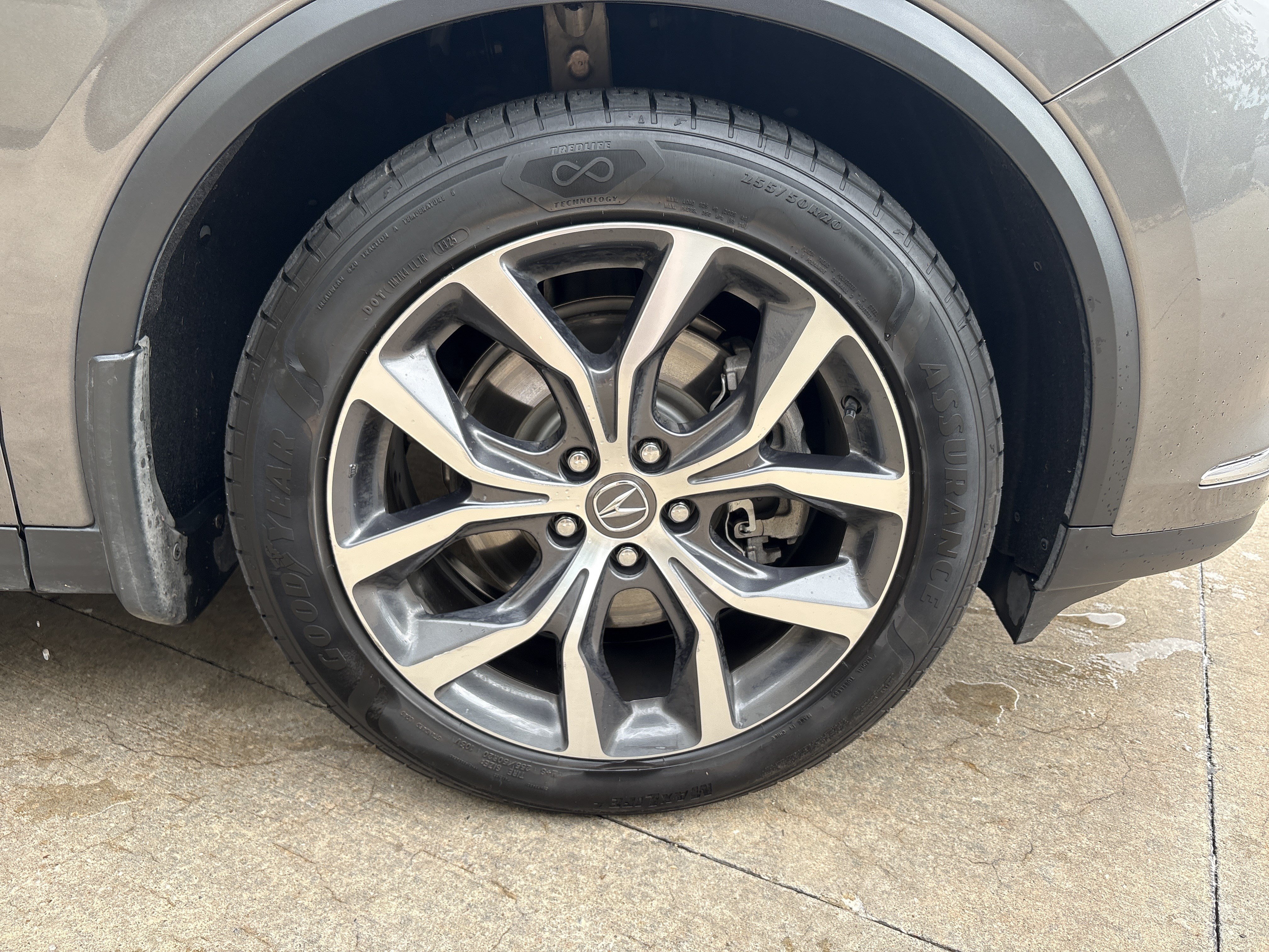 Used 2022 Acura MDX w/ Technology Package AWD/4WD image 13
