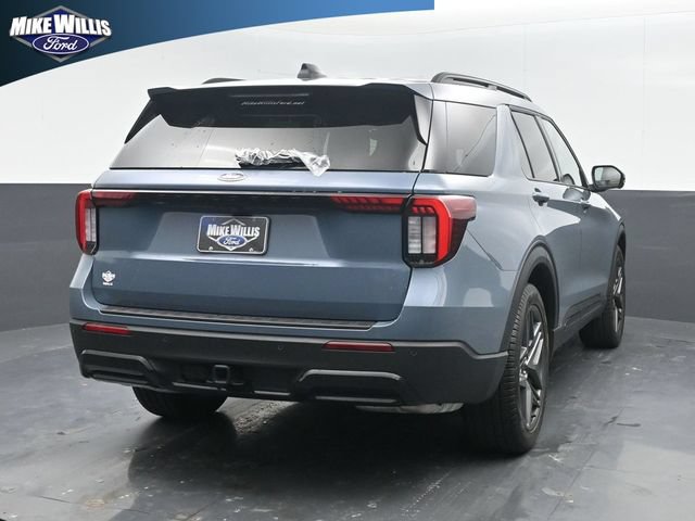 Used 2025 Ford Explorer ST-Line w/ Premium Package RWD image 7