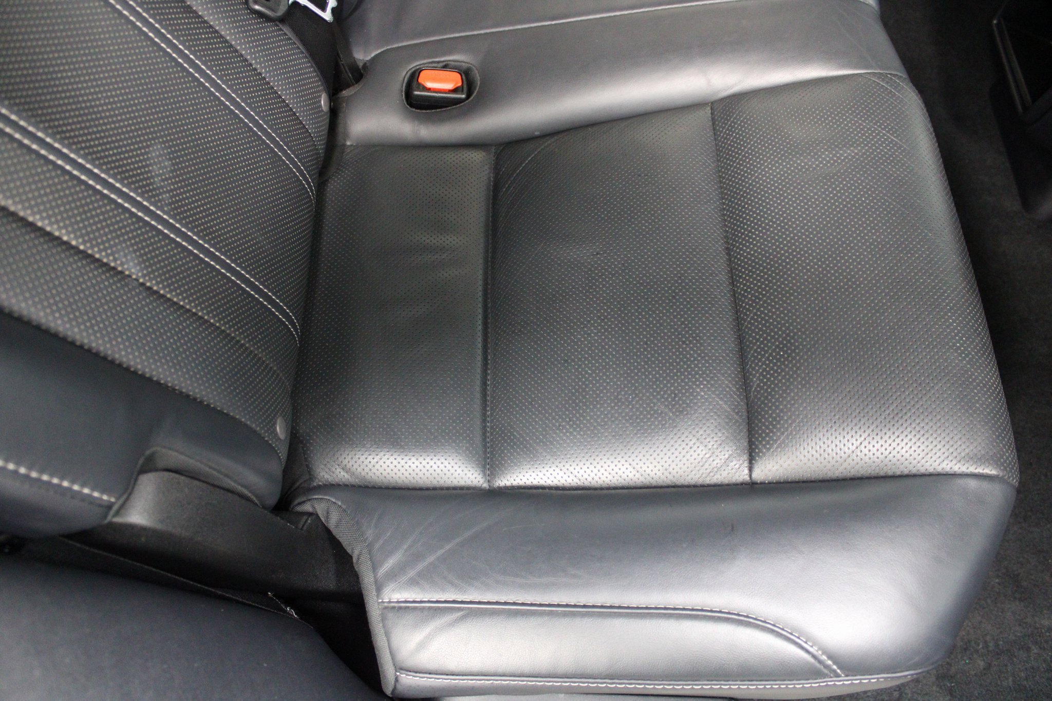 Used 2019 Lexus RX 450h AWD image 28