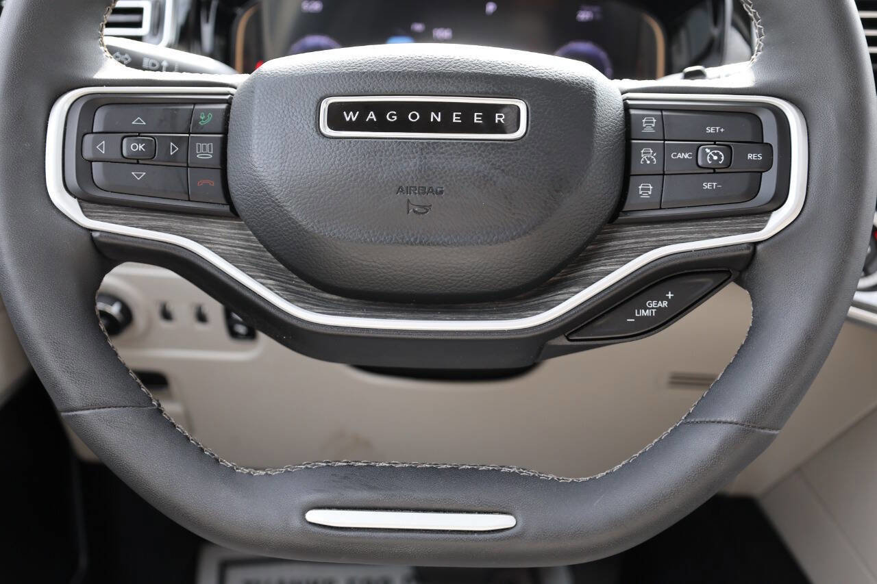 Used 2022 Jeep Wagoneer Series III w/ Premium Group I image 19
