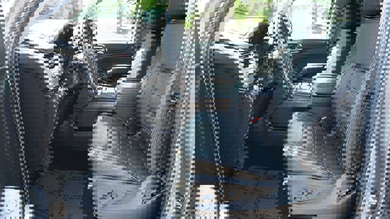 Used 2018 GMC Yukon Denali image 9