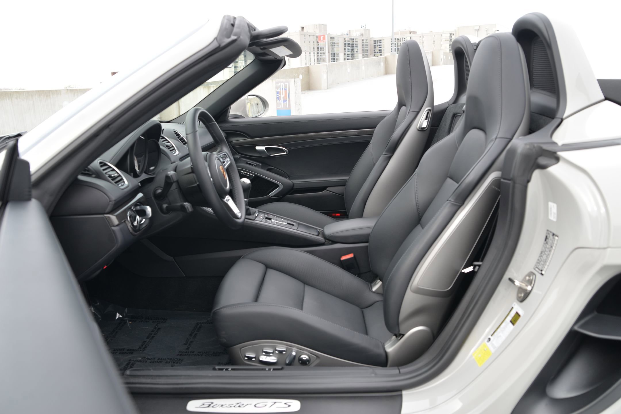 Certified 2025 Porsche 718 Boxster GTS image 5