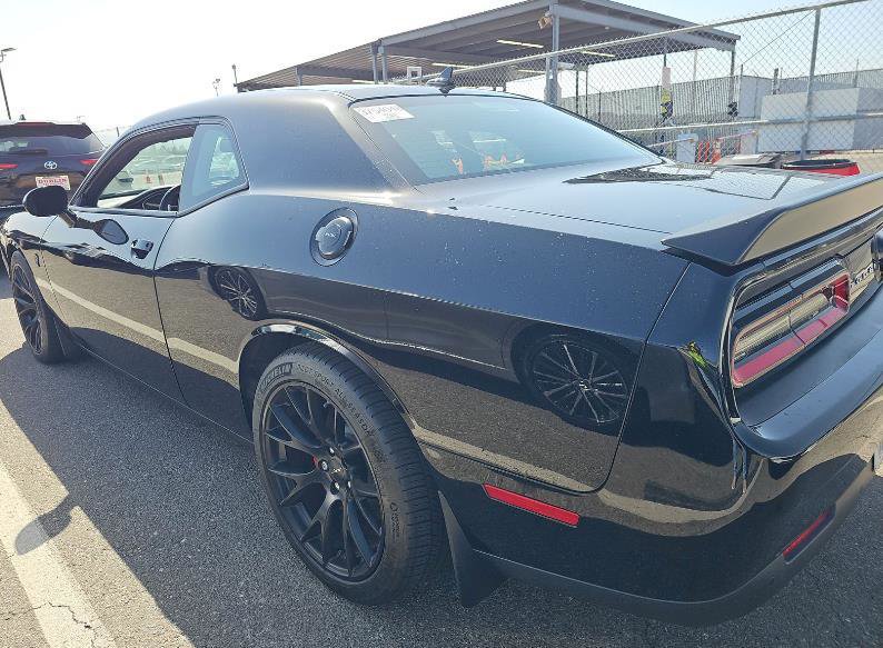 Used 2015 Dodge Challenger SRT Hellcat RWD image 5