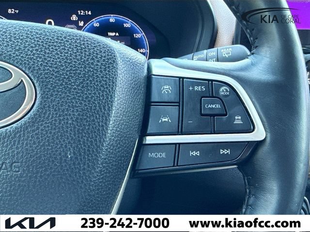 Used 2024 Toyota Grand Highlander AWD image 41