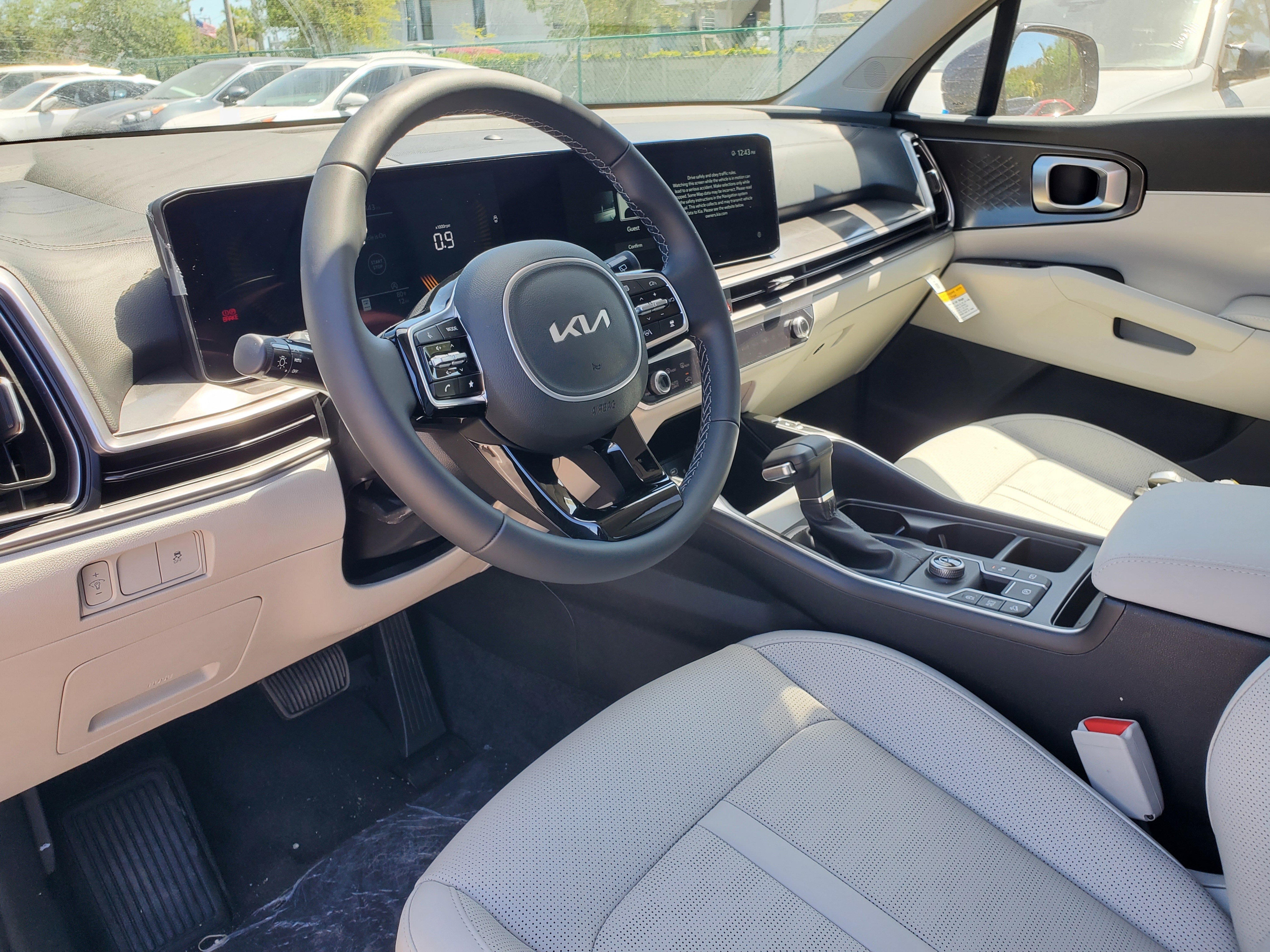 New 2025 Kia Sorento SX image 13