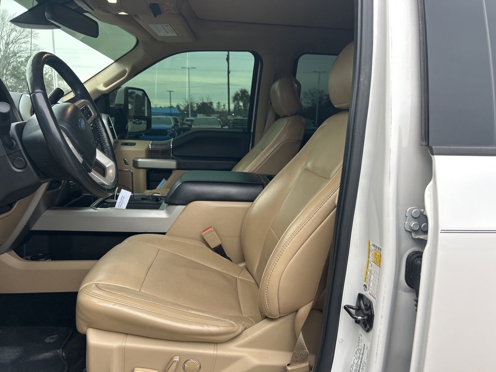 Used 2019 Ford F250 Lariat w/ Lariat Ultimate Package image 6
