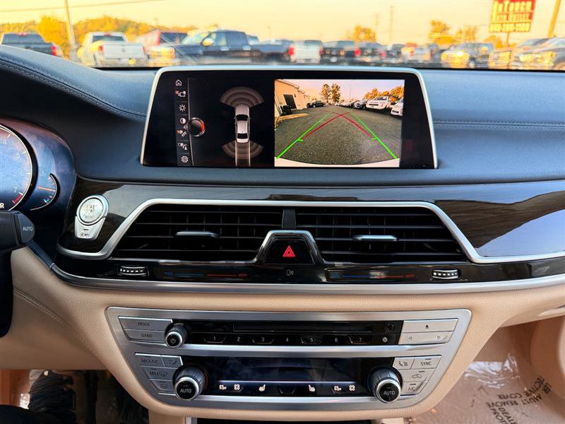 Used 2016 BMW 740i image 44