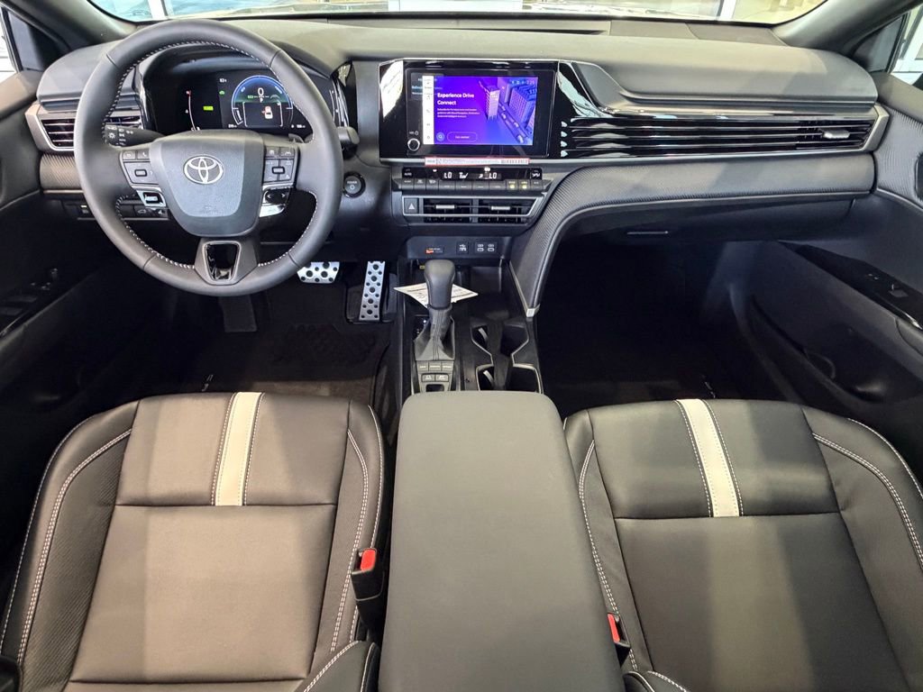 Certified 2026 Toyota Camry SE FWD image 33