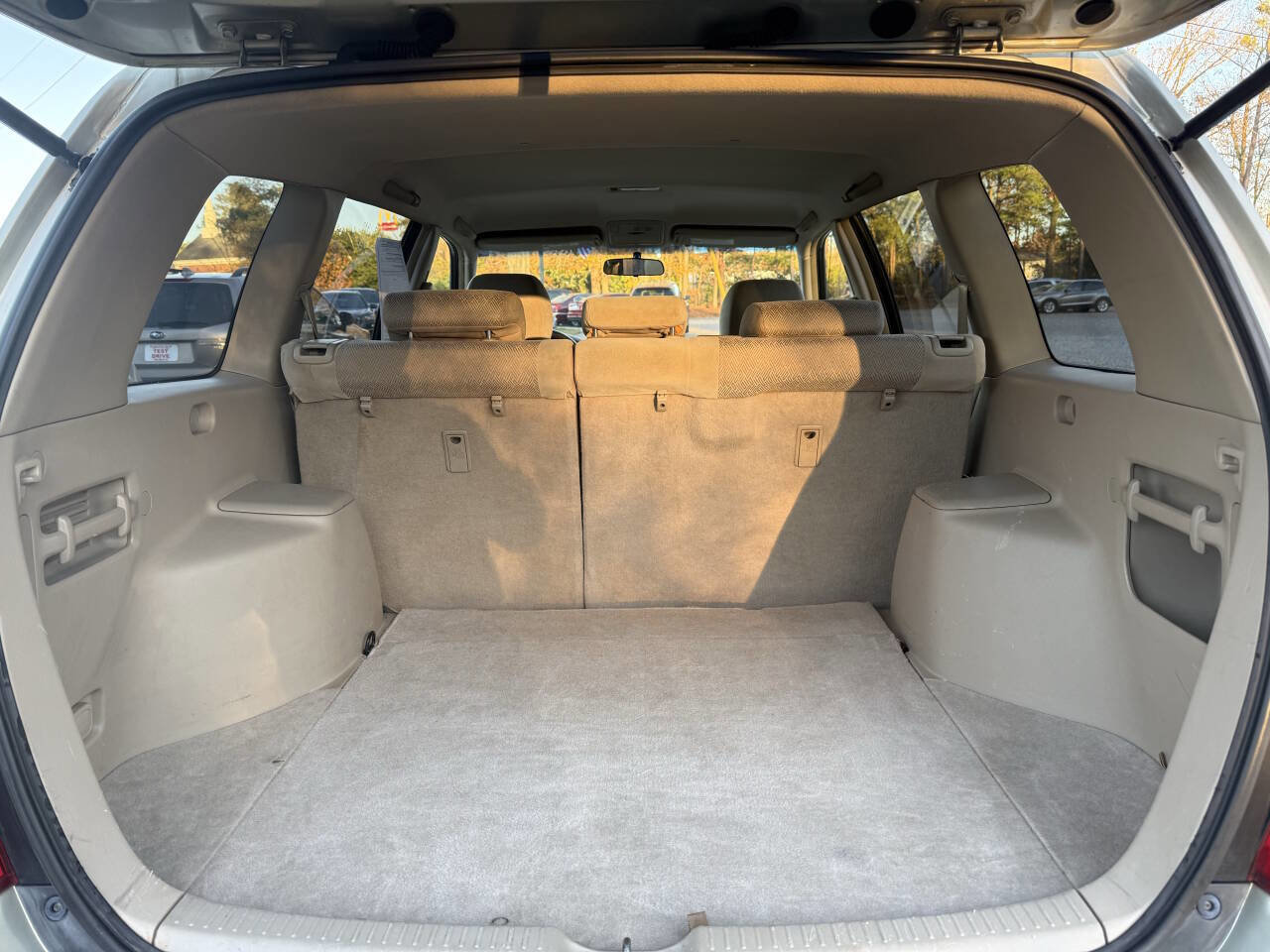 Used 2003 Toyota Highlander 4WD V6 image 12