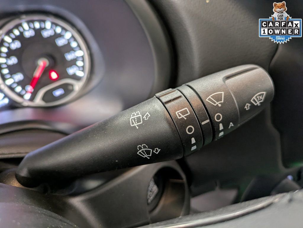 Used 2022 Jeep Renegade Limited w/ Sun, Sound & Wheels Group image 19