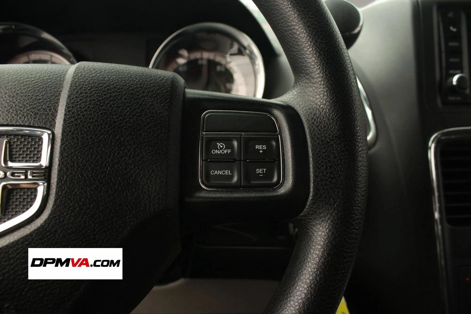 Used 2018 Dodge Grand Caravan SE w/ UConnect Hands-Free Group FWD image 24