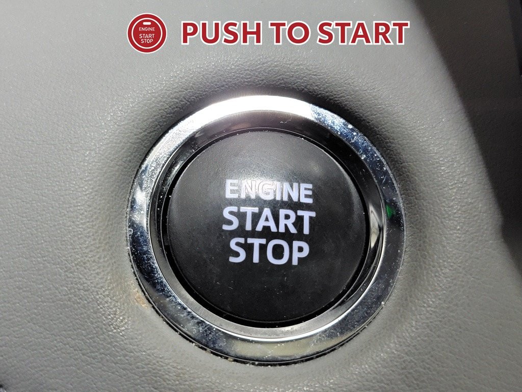 Used 2023 Toyota Highlander XLE AWD/4WD image 19