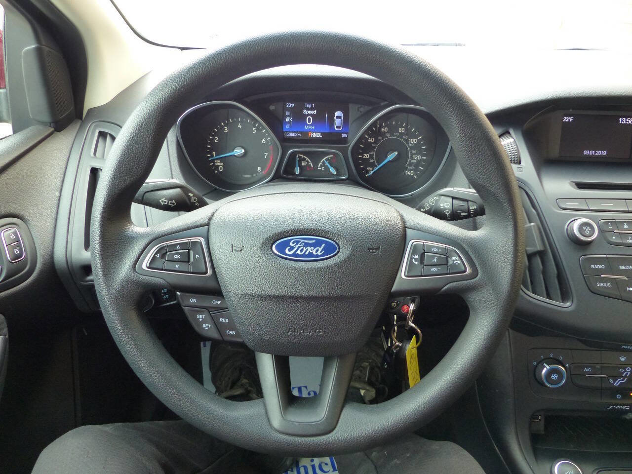 Used 2016 Ford Focus SE FWD image 24