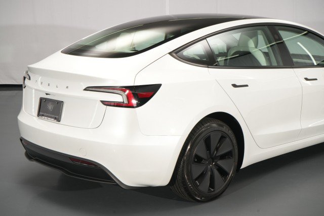 Used 2026 Tesla Model 3 RWD image 12