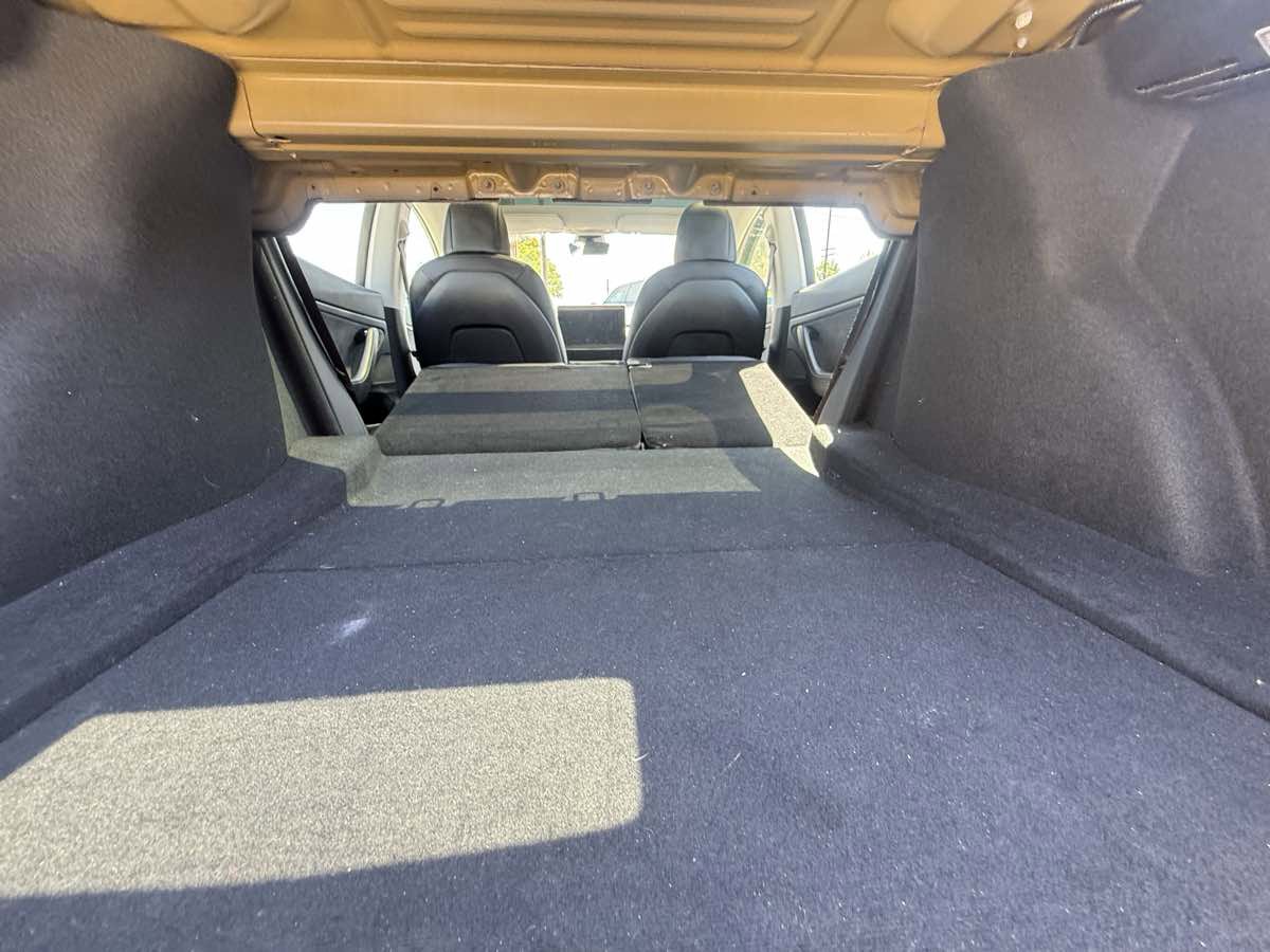 Used 2018 Tesla Model 3 Long Range image 34