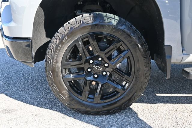 Used 2024 Chevrolet Silverado 1500 Custom Trail Boss w/ LPO, Dark Essentials Package image 26