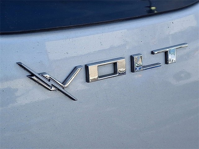 Used 2017 Chevrolet Volt LT w/ Comfort Package image 32