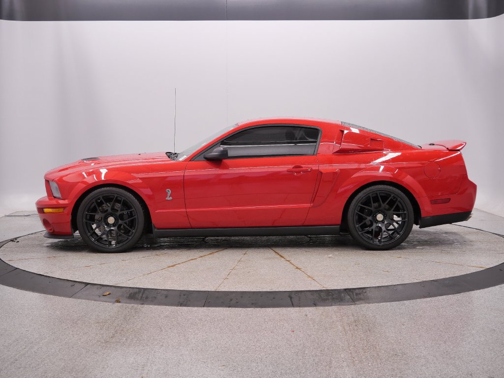 Used 2007 Ford Mustang Shelby GT500 RWD image 2