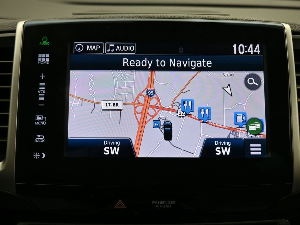 Used 2016 Honda Pilot Touring image 18