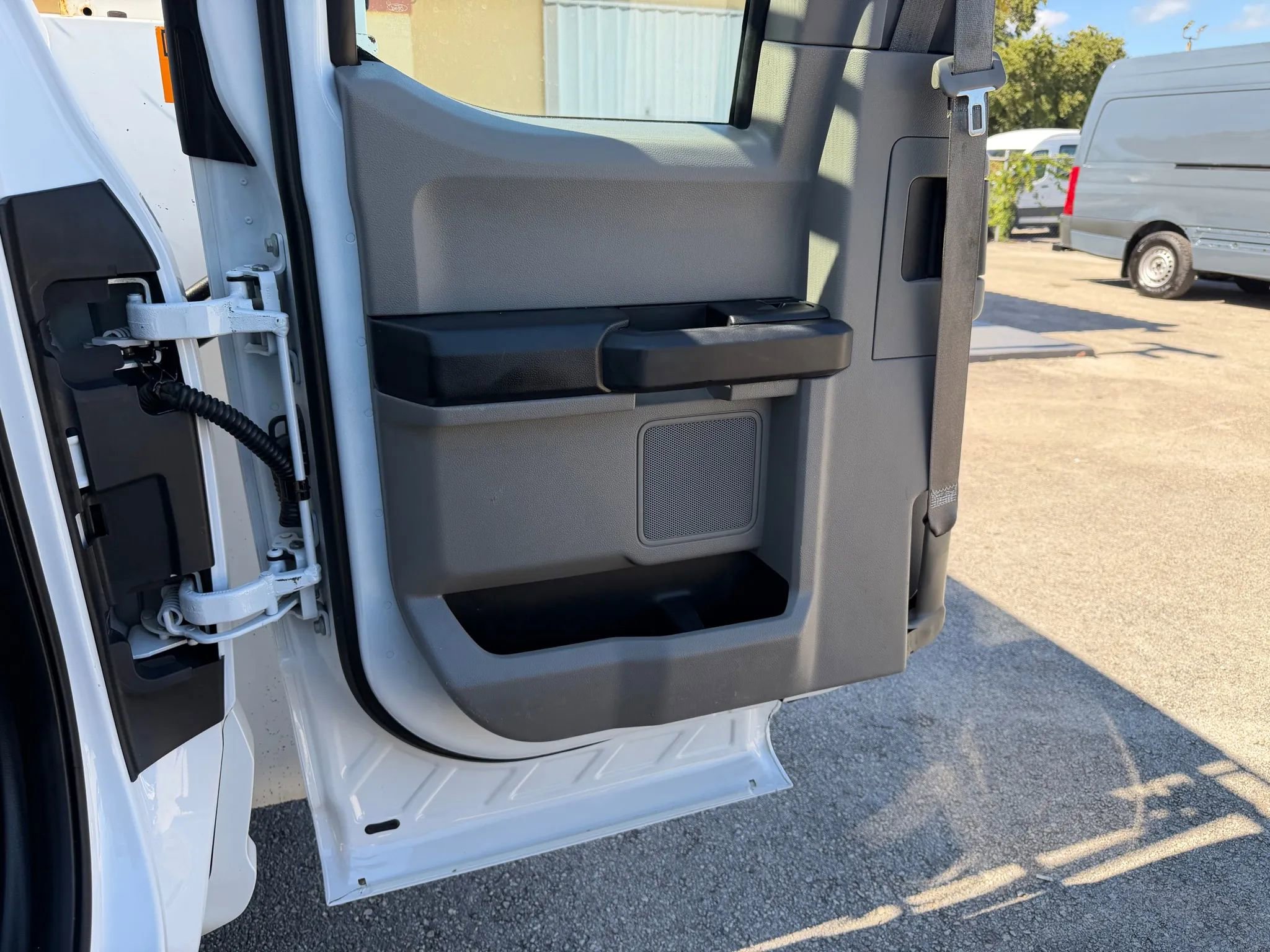 Used 2018 Ford F350 XL w/ Power Equipment Group image 14