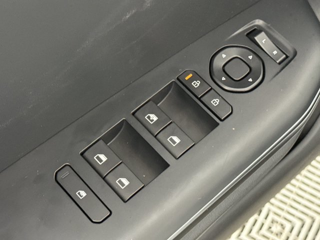 New 2026 Kia K4 FWD image 13