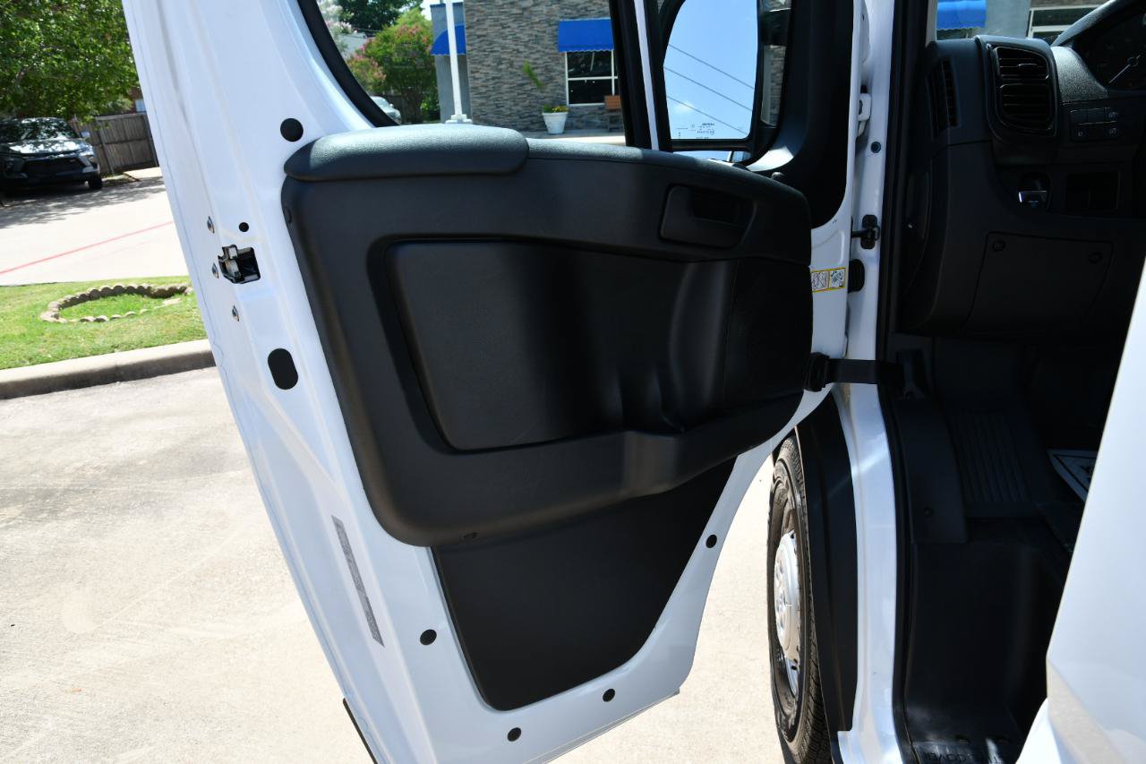 Used 2026 RAM ProMaster 2500 w/ Convenience Group FWD image 13